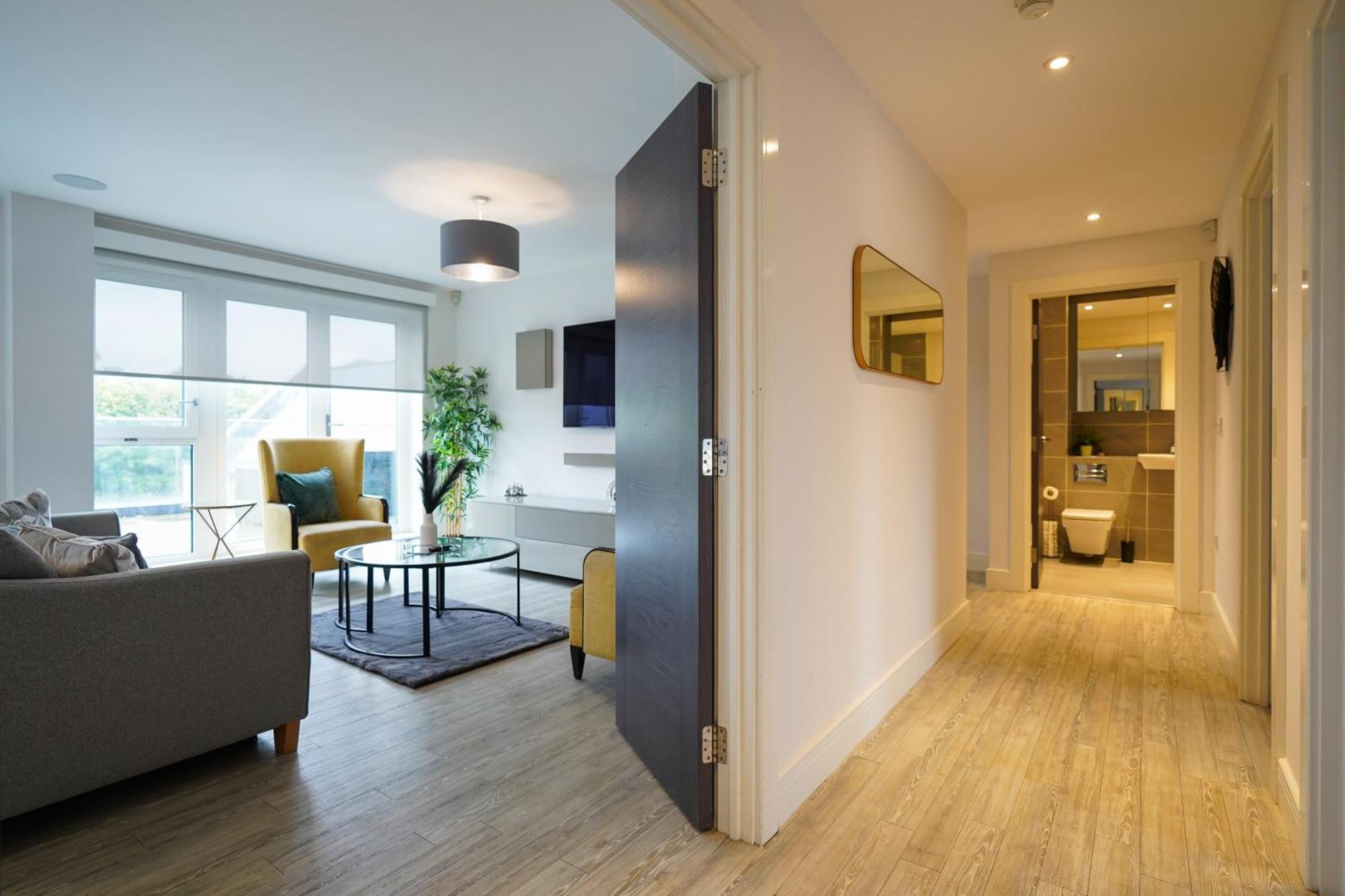 Serenity By The Water: 3 Bed 3 Bath West - Parking
